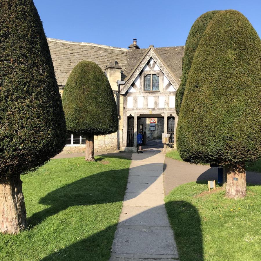 Cotswold Lodge Painswick Exterior photo